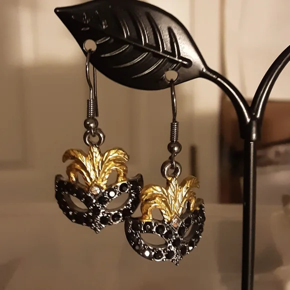 Hand Crafted Masquerade Mask Earrings Black Gold Mardi Gras Pierced - Picture 3 of 4